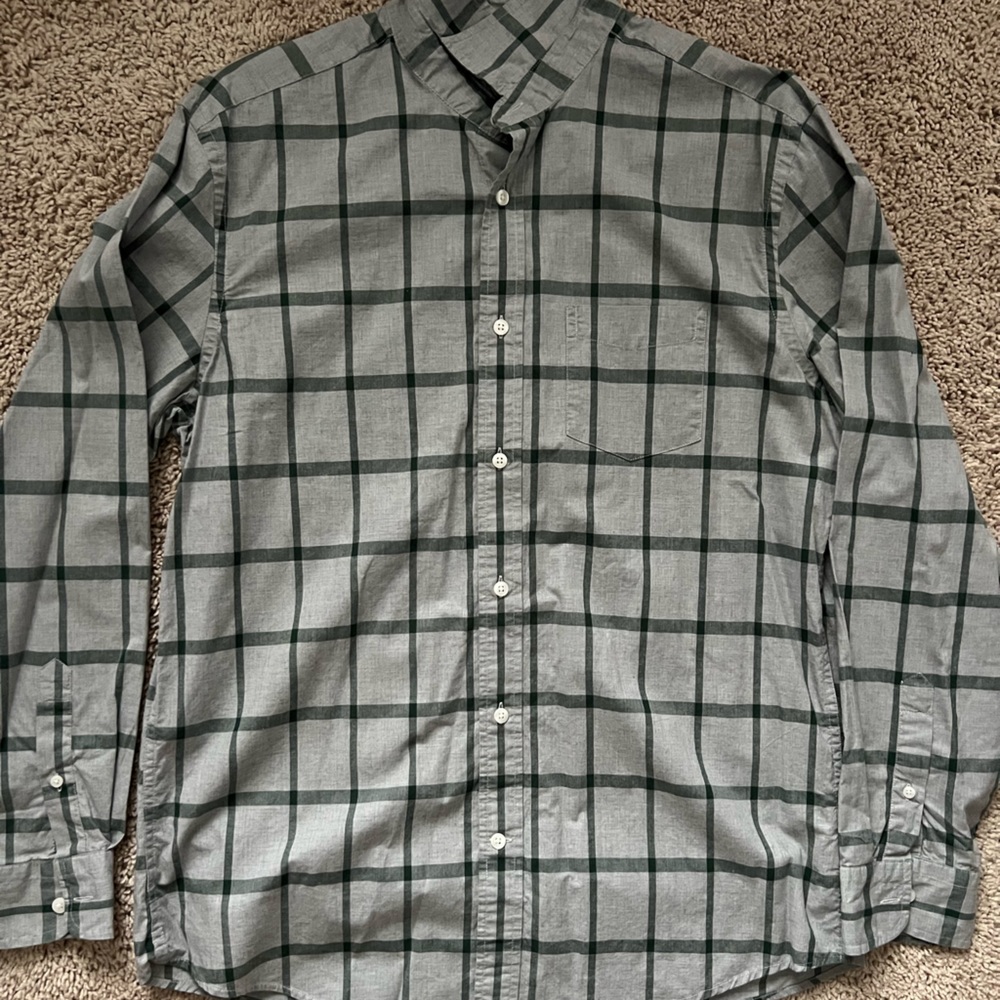 GAP button down dress shirt